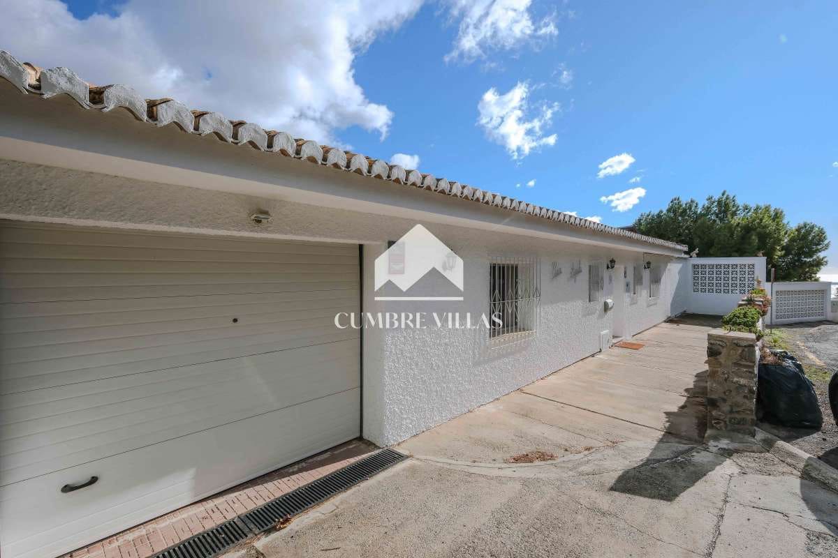 2 chambre Villa/Maison à vendre à Almunecar avec garage - 570 000 € (Ref: 9467845)