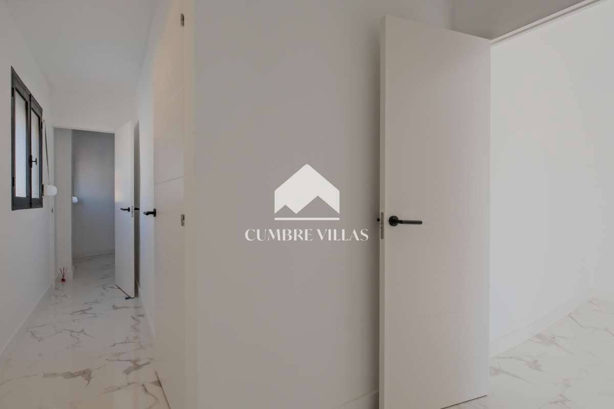 Apartamento de 3 habitaciones en Salobreña en venta - 320.000 € (Ref: 9503631)