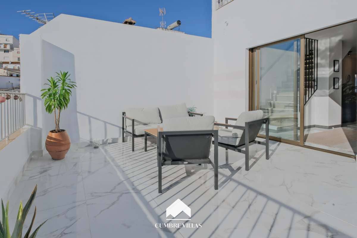 Apartamento de 3 habitaciones en Salobreña en venta - 320.000 € (Ref: 9503631)