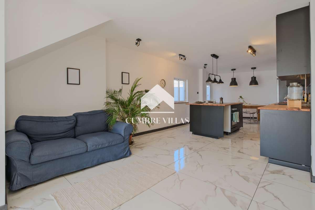 Apartamento de 3 habitaciones en Salobreña en venta - 320.000 € (Ref: 9503631)