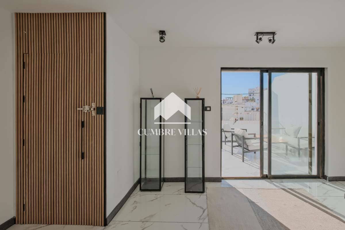 Apartamento de 3 habitaciones en Salobreña en venta - 320.000 € (Ref: 9503631)
