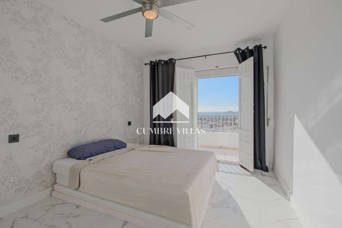 Apartamento de 3 habitaciones en Salobreña en venta - 320.000 € (Ref: 9503631)