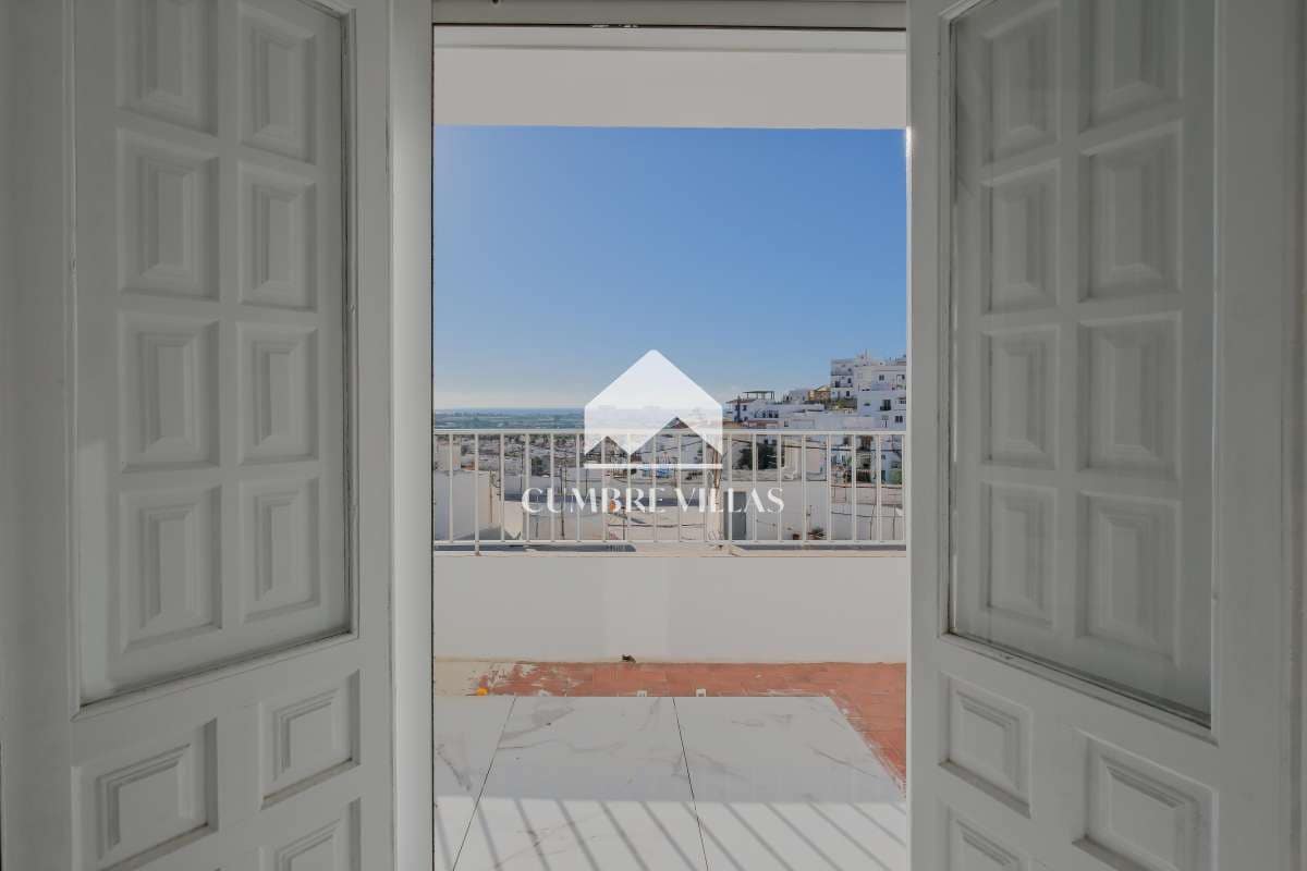 Apartamento de 3 habitaciones en Salobreña en venta - 320.000 € (Ref: 9503631)