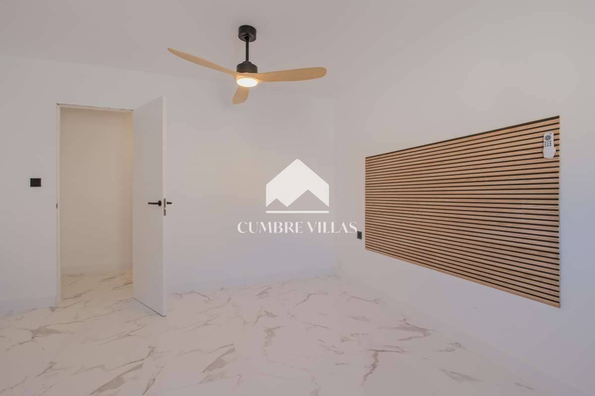 Apartamento de 3 habitaciones en Salobreña en venta - 320.000 € (Ref: 9503631)