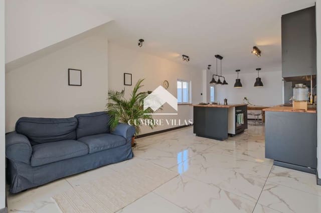 Apartamento de 3 habitaciones en Salobreña en venta - 320.000 € (Ref: 9503631)