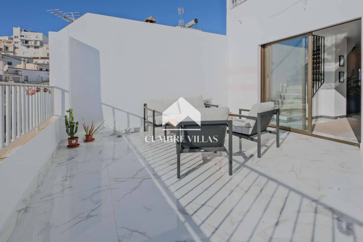 Apartamento de 3 habitaciones en Salobreña en venta - 320.000 € (Ref: 9503631)