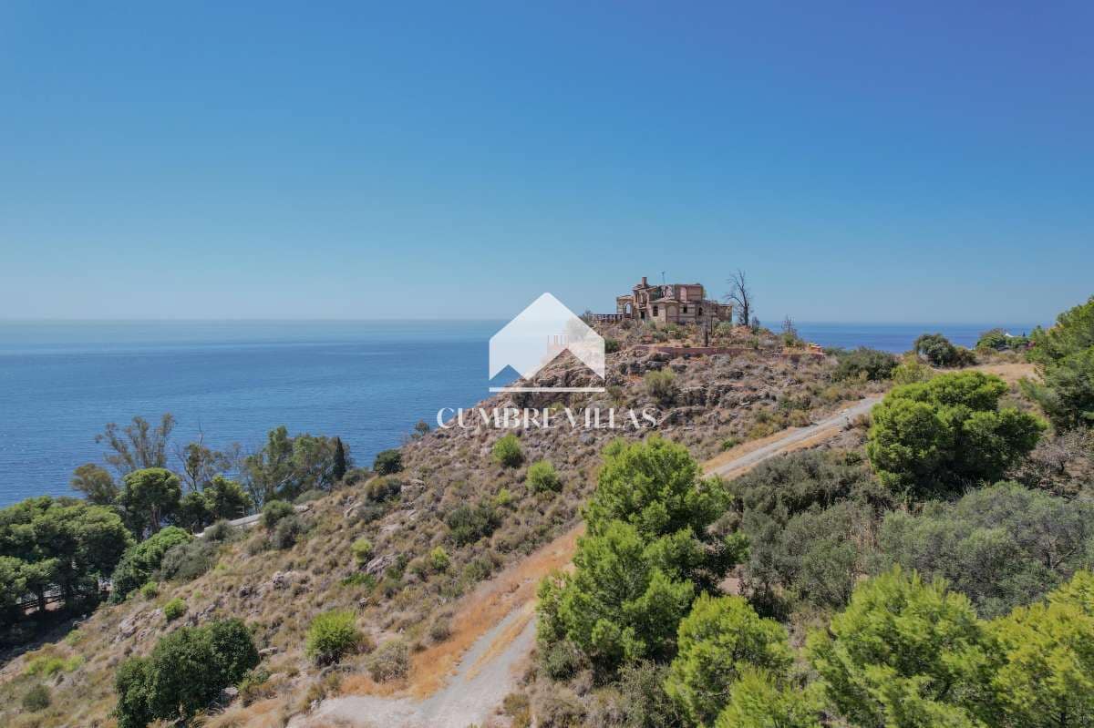 Huvila myytävänä paikassa Salobrena - 675 000 € (Ref: 9523699)