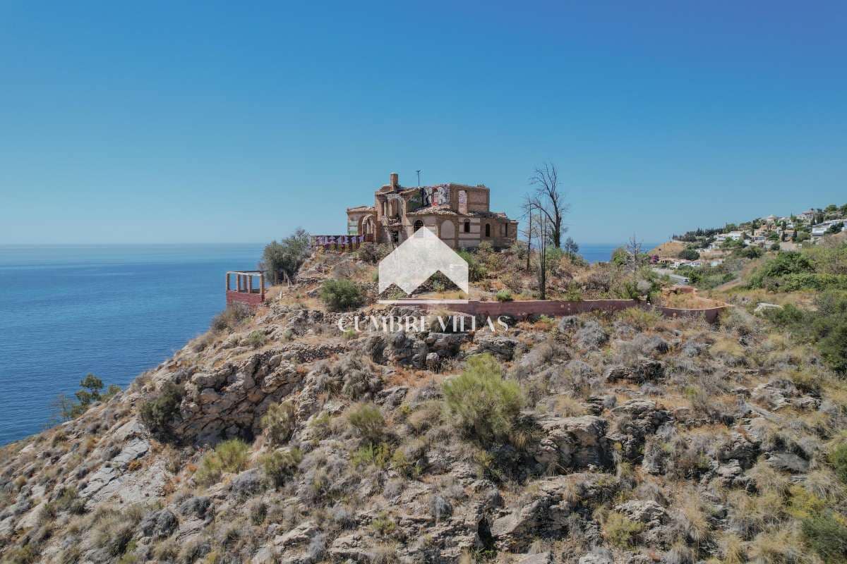 Huvila myytävänä paikassa Salobrena - 675 000 € (Ref: 9523699)