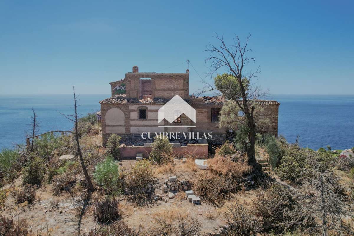 Huvila myytävänä paikassa Salobrena - 675 000 € (Ref: 9523699)