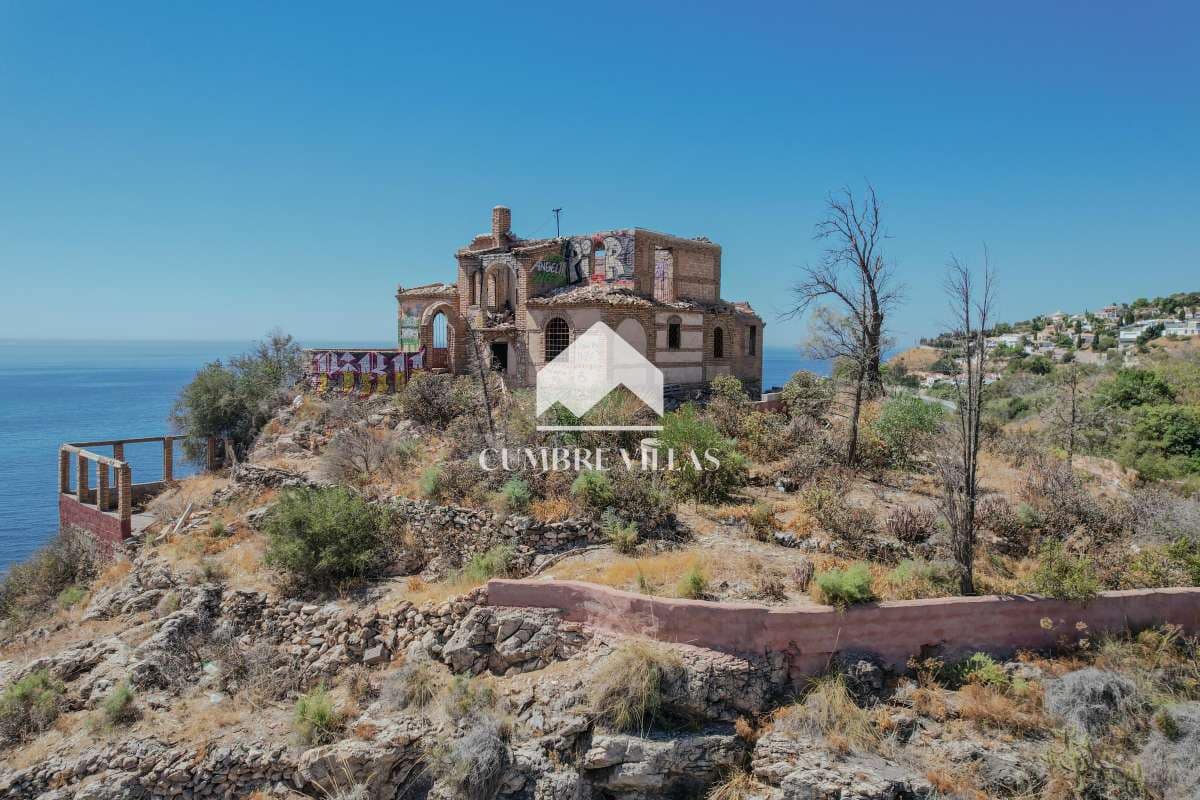 Huvila myytävänä paikassa Salobrena - 675 000 € (Ref: 9523699)