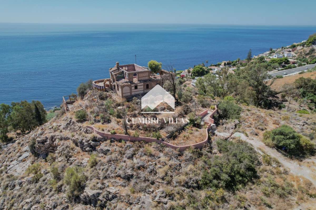 Huvila myytävänä paikassa Salobrena - 675 000 € (Ref: 9523699)