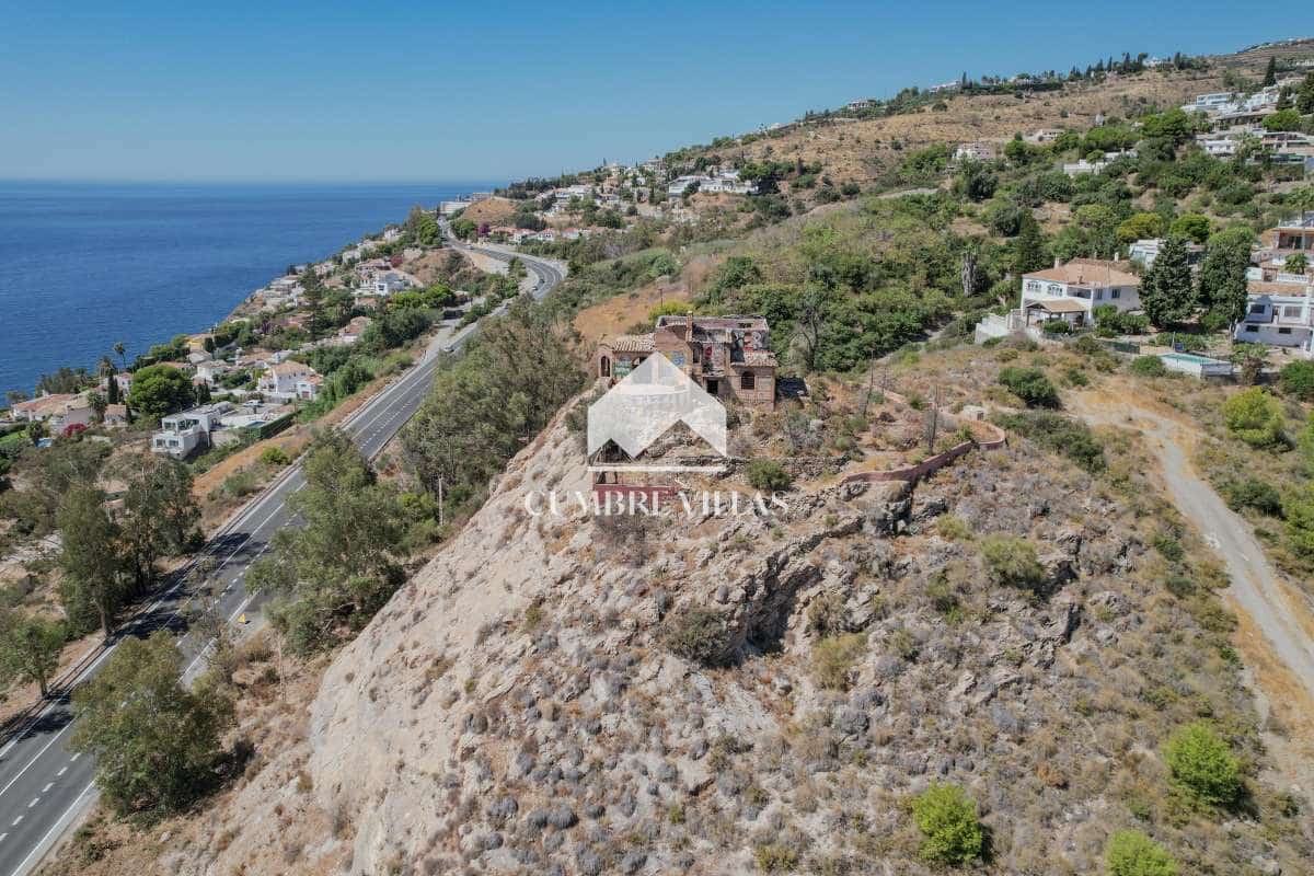 Huvila myytävänä paikassa Salobrena - 675 000 € (Ref: 9523699)