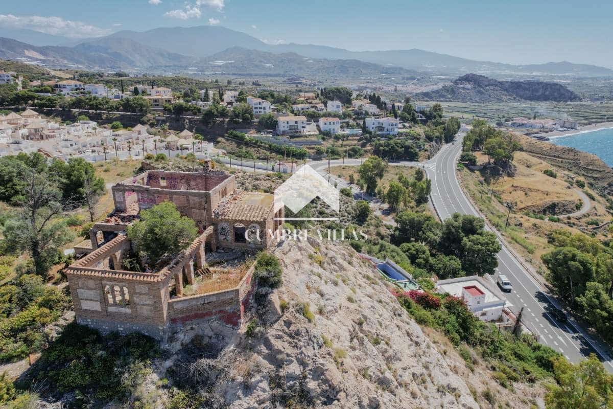 Huvila myytävänä paikassa Salobrena - 675 000 € (Ref: 9523699)