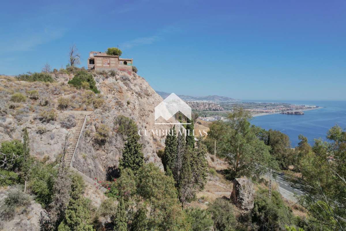 Huvila myytävänä paikassa Salobrena - 675 000 € (Ref: 9523699)