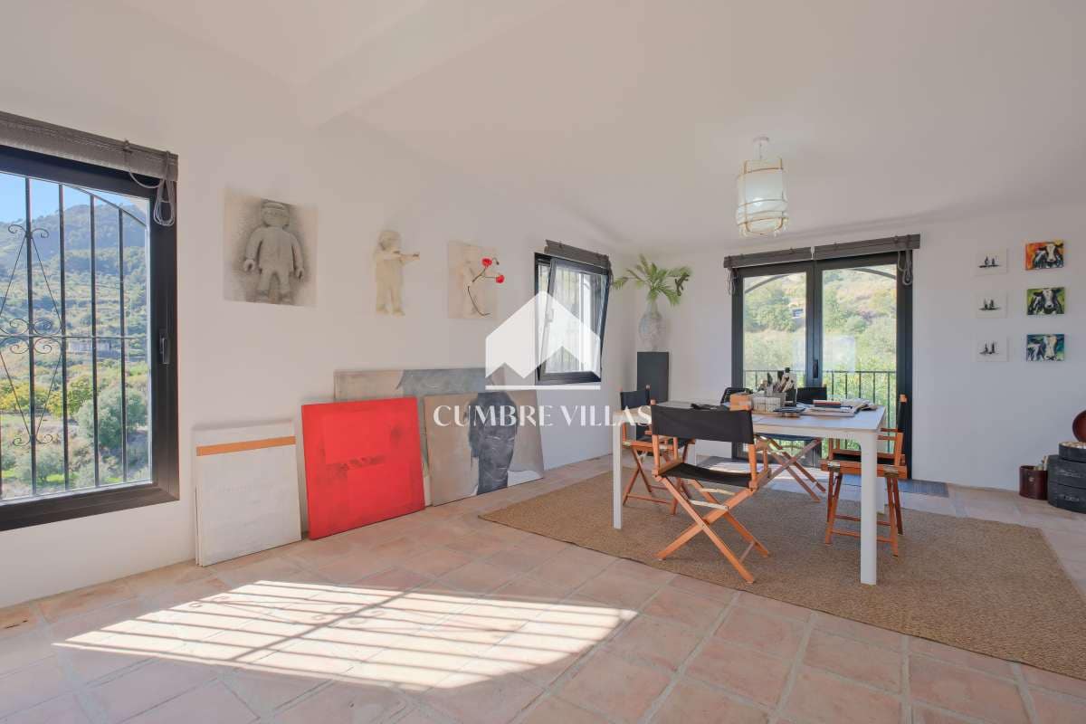 5 soveværelse Finca/Landehus til salg i Almunecar med swimmingpool garage - € 795.000 (Ref: 9603669)