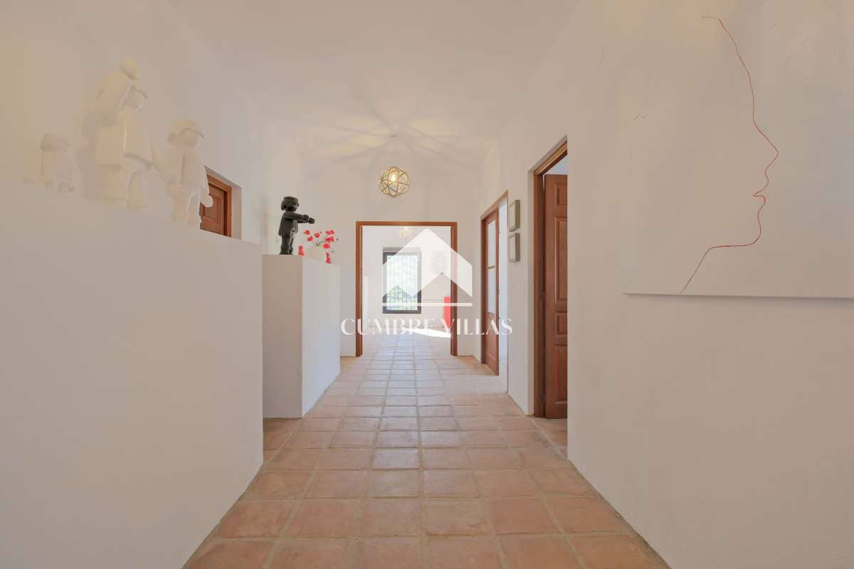 5 soveværelse Finca/Landehus til salg i Almunecar med swimmingpool garage - € 795.000 (Ref: 9603669)