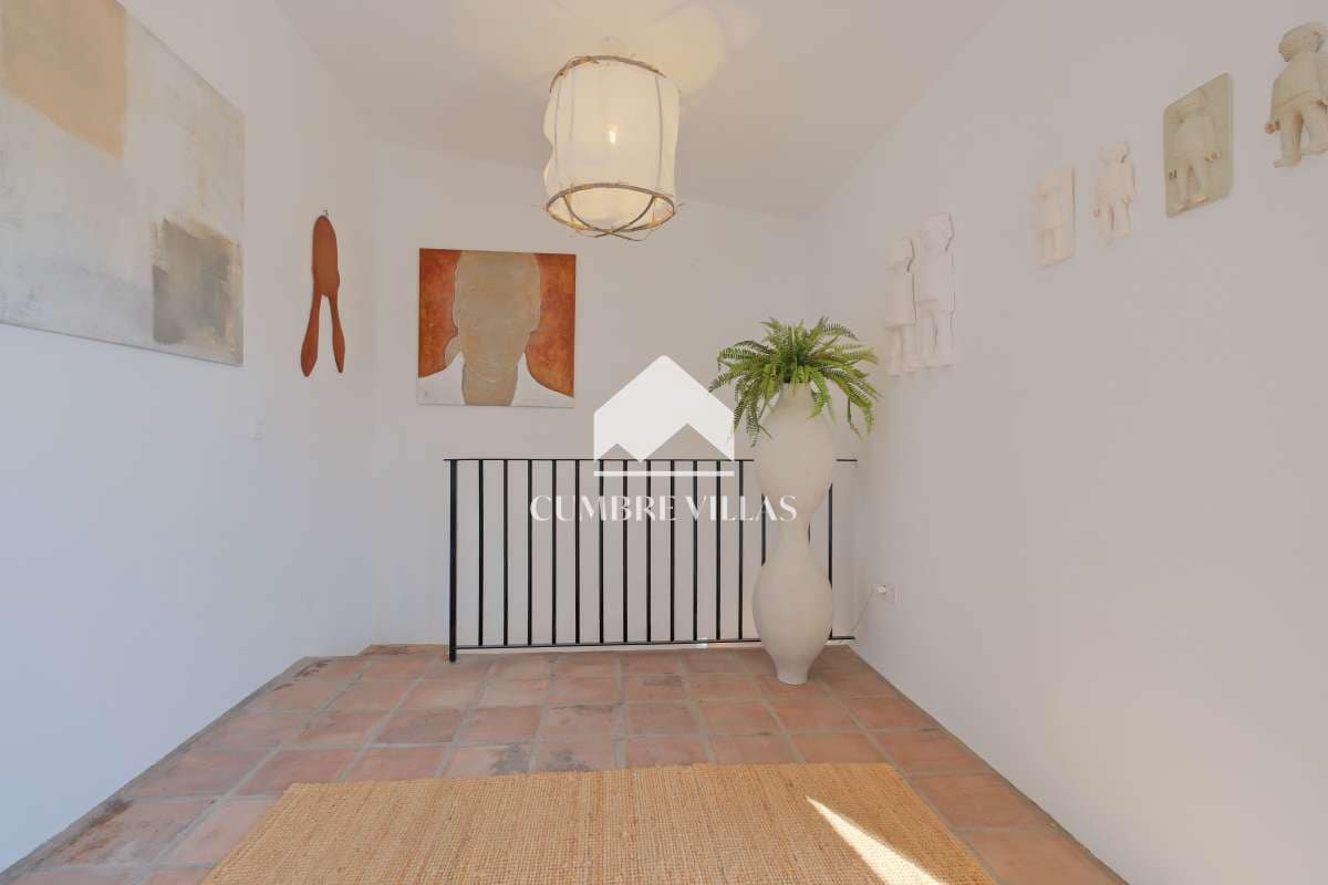 5 soveværelse Finca/Landehus til salg i Almunecar med swimmingpool garage - € 795.000 (Ref: 9603669)