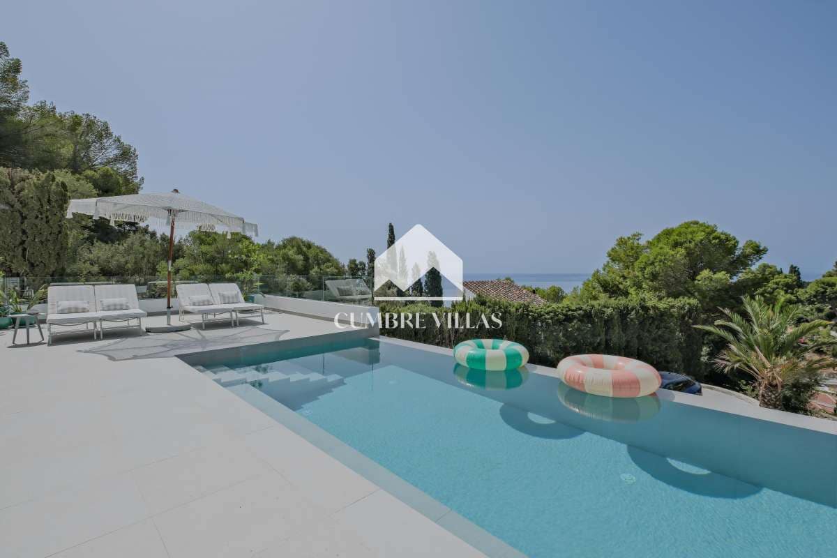 Chalet de 5 habitaciones en Almuñécar en venta con piscina garaje - 1.295.000 € (Ref: 9658088)