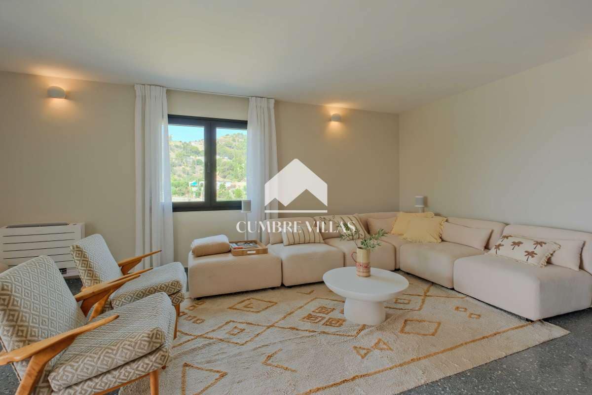 Chalet de 5 habitaciones en Almuñécar en venta con piscina garaje - 1.295.000 € (Ref: 9658088)