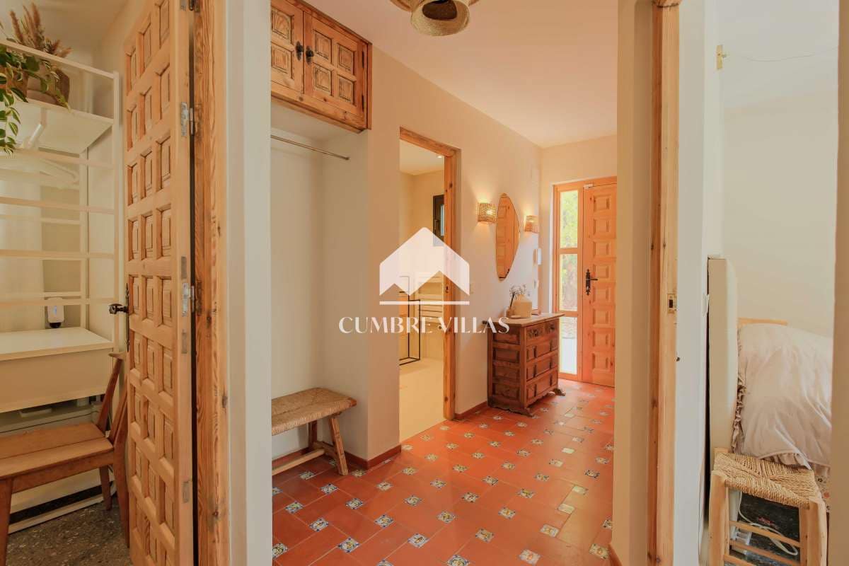 Chalet de 5 habitaciones en Almuñécar en venta con piscina garaje - 1.295.000 € (Ref: 9658088)