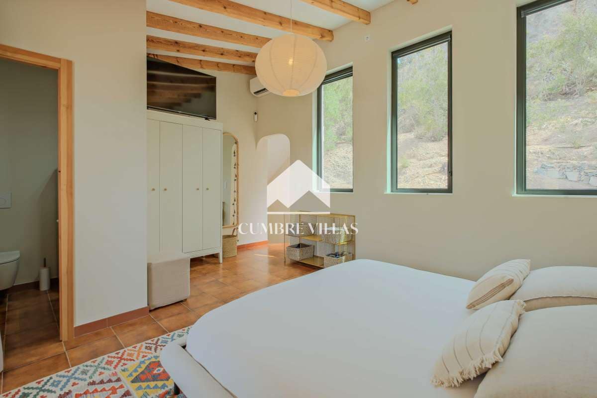 Chalet de 5 habitaciones en Almuñécar en venta con piscina garaje - 1.295.000 € (Ref: 9658088)