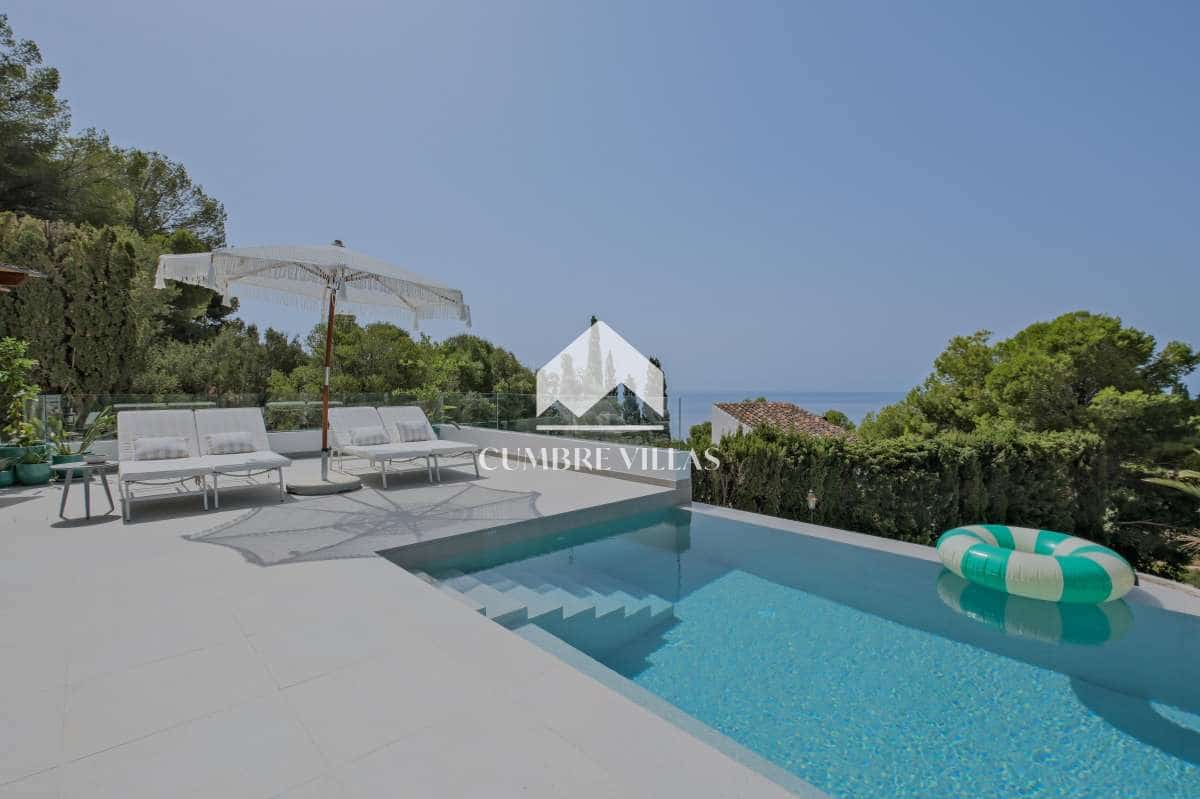 Chalet de 5 habitaciones en Almuñécar en venta con piscina garaje - 1.295.000 € (Ref: 9658088)