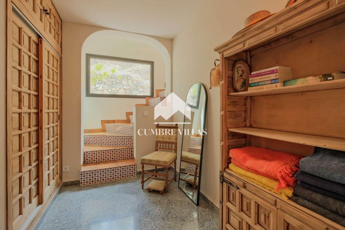 Chalet de 5 habitaciones en Almuñécar en venta con piscina garaje - 1.295.000 € (Ref: 9658088)