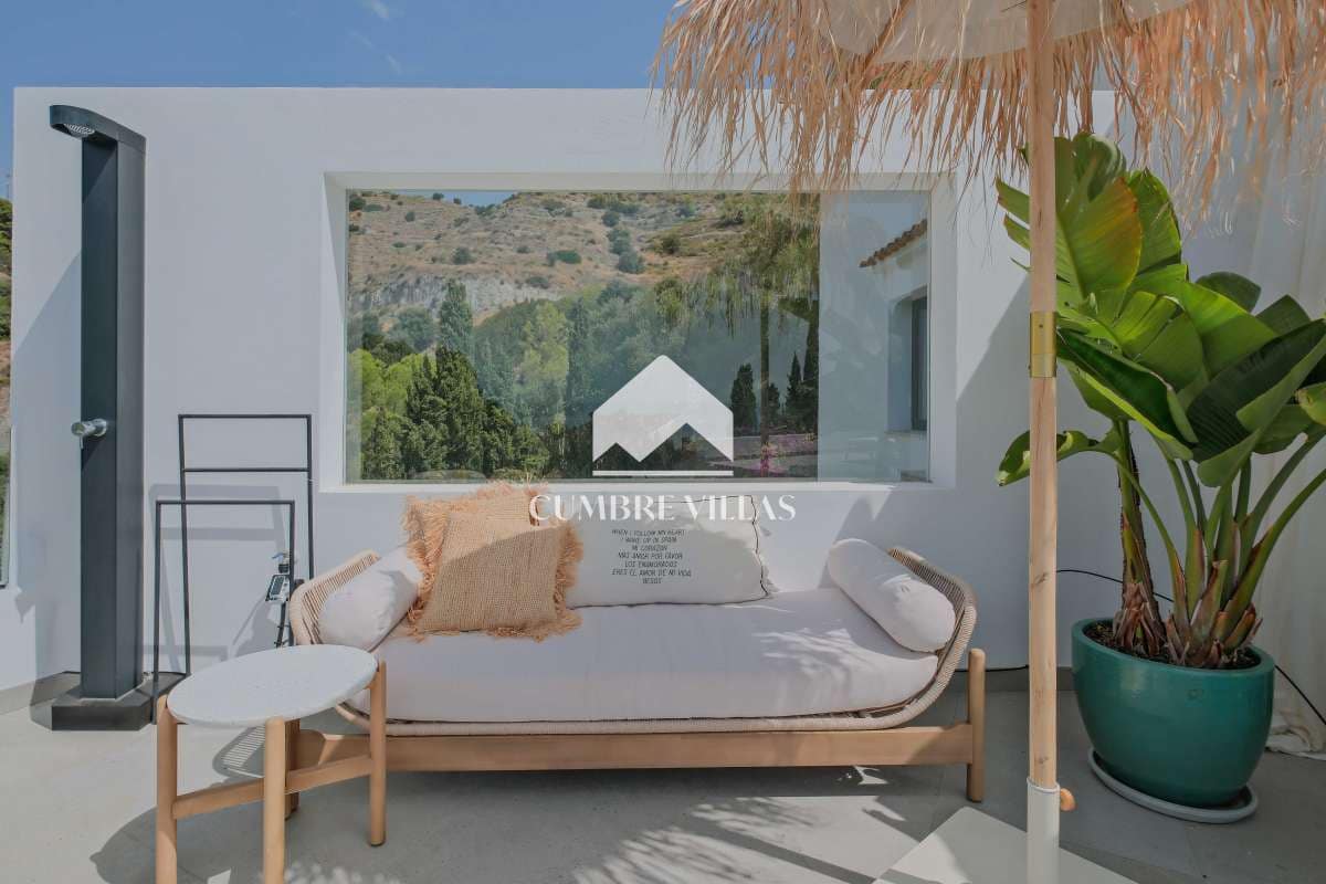 Chalet de 5 habitaciones en Almuñécar en venta con piscina garaje - 1.295.000 € (Ref: 9658088)