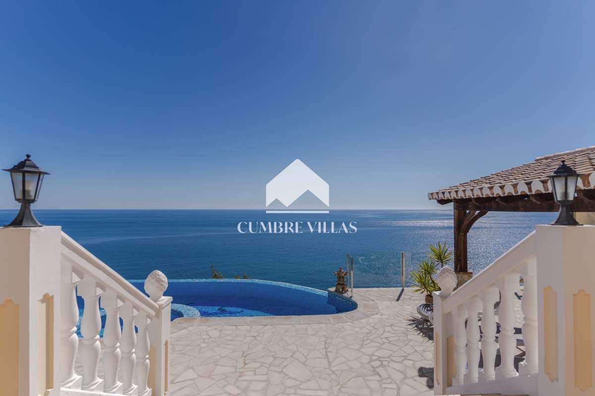 5 makuuhuone Huvila myytävänä paikassa Salobrena mukana uima-altaan - 1 495 000 € (Ref: 9665629)