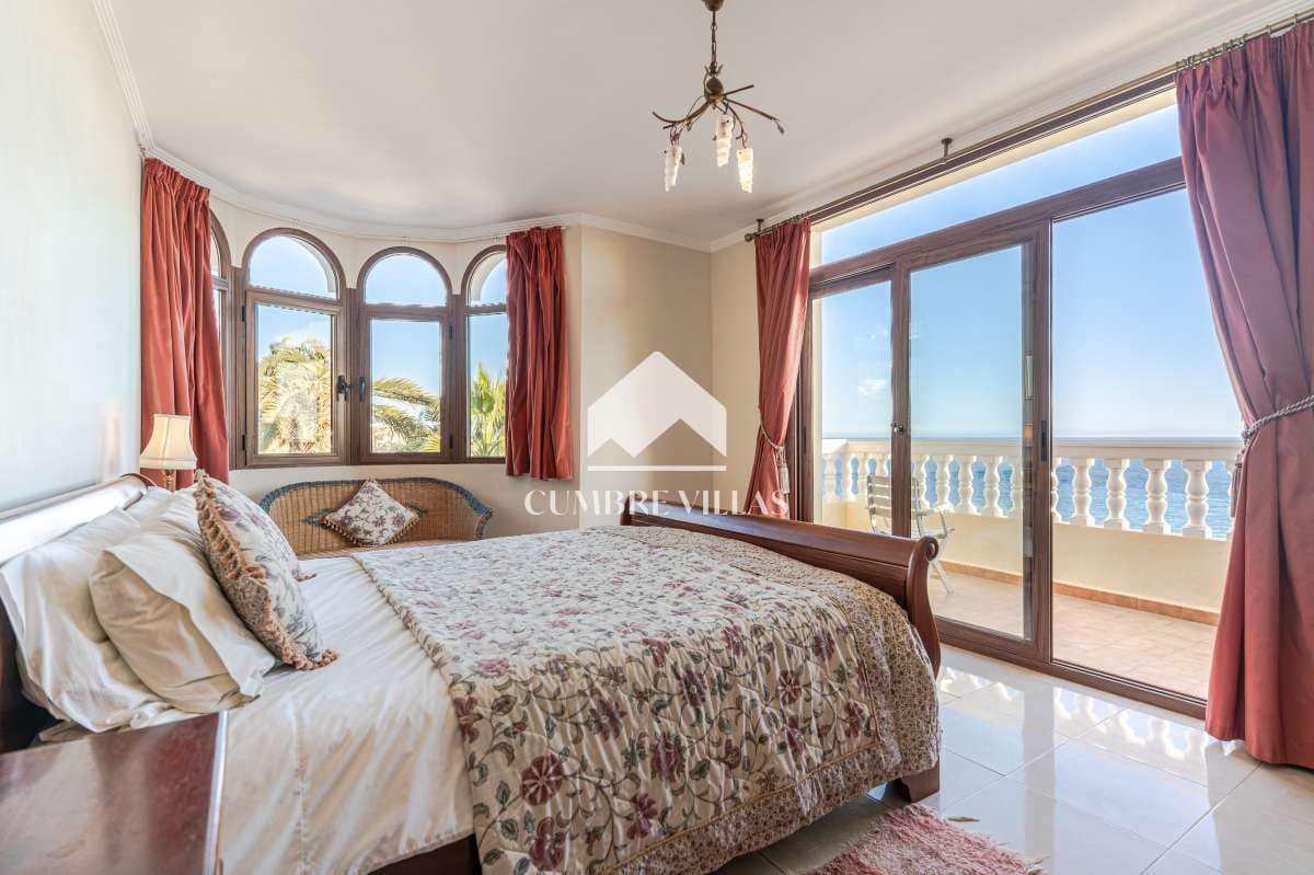 5 makuuhuone Huvila myytävänä paikassa Salobrena mukana uima-altaan - 1 495 000 € (Ref: 9665629)