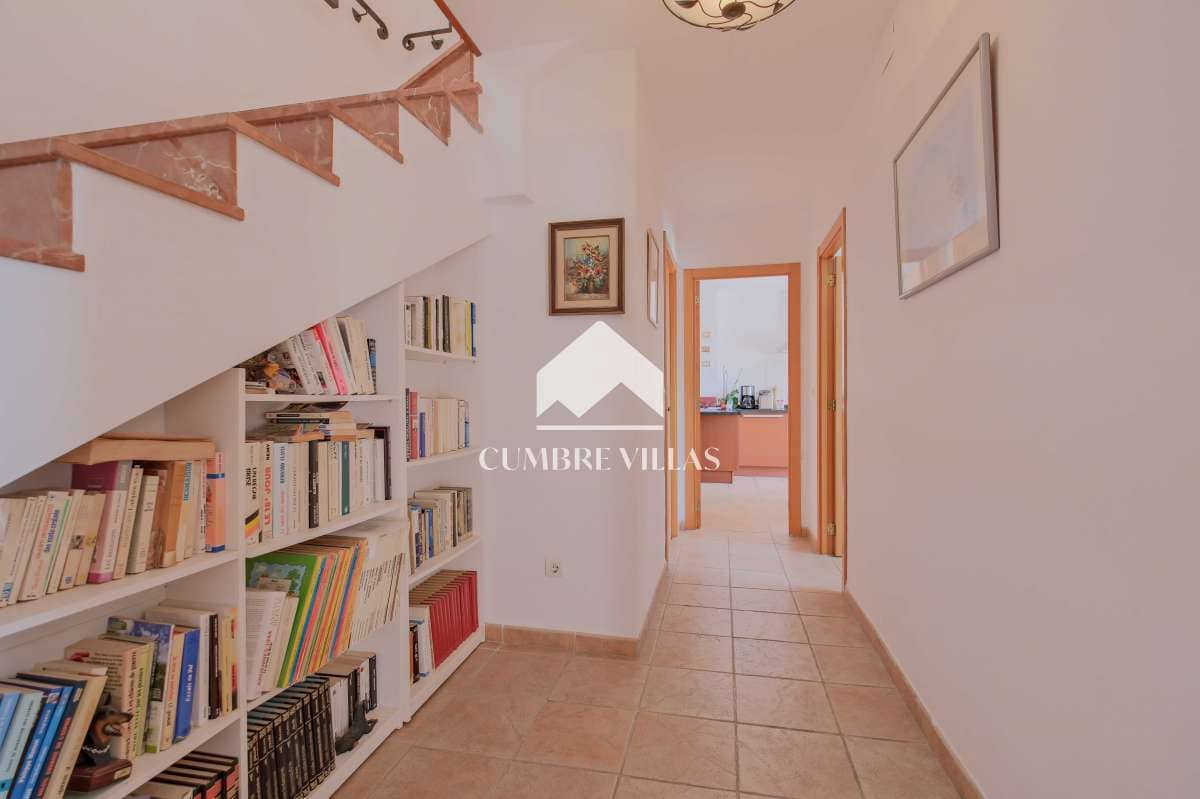 5 slaapkamer Villa te koop in Almunecar met zwembad - € 885.000 (Ref: 9679330)