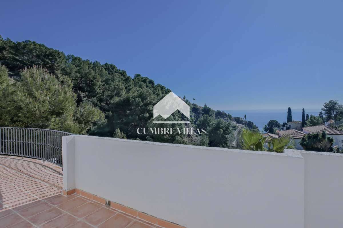 5 slaapkamer Villa te koop in Almunecar met zwembad - € 885.000 (Ref: 9679330)