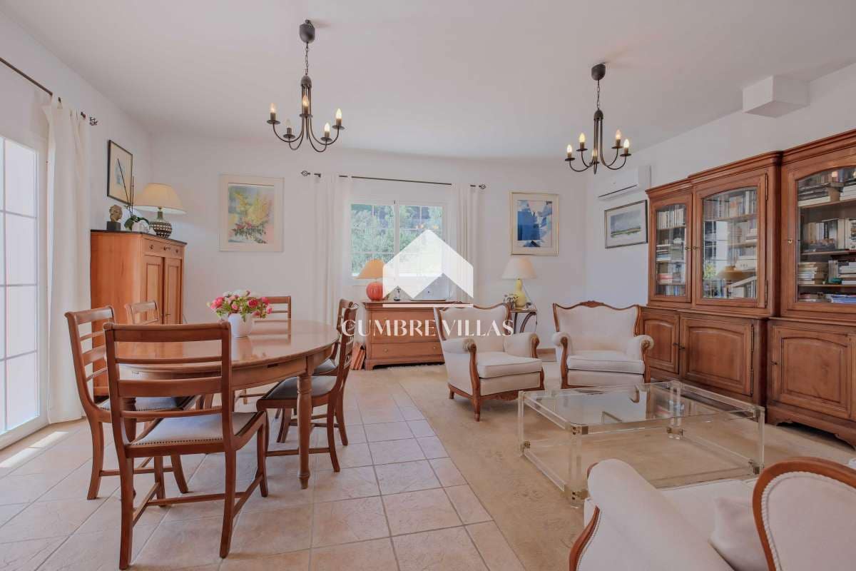 5 slaapkamer Villa te koop in Almunecar met zwembad - € 885.000 (Ref: 9679330)