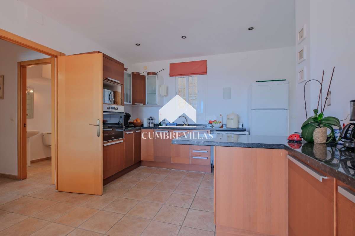 5 slaapkamer Villa te koop in Almunecar met zwembad - € 885.000 (Ref: 9679330)