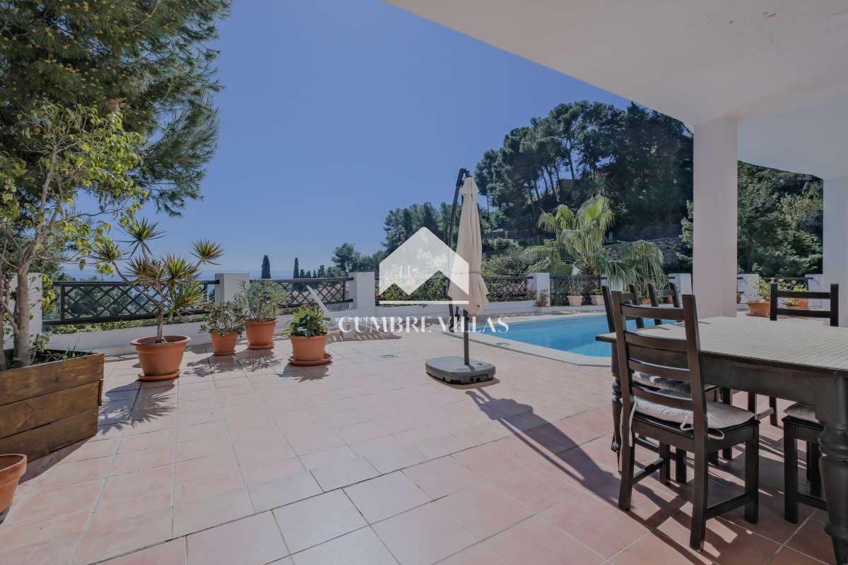 5 slaapkamer Villa te koop in Almunecar met zwembad - € 885.000 (Ref: 9679330)