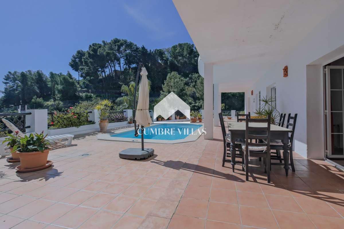 5 slaapkamer Villa te koop in Almunecar met zwembad - € 885.000 (Ref: 9679330)