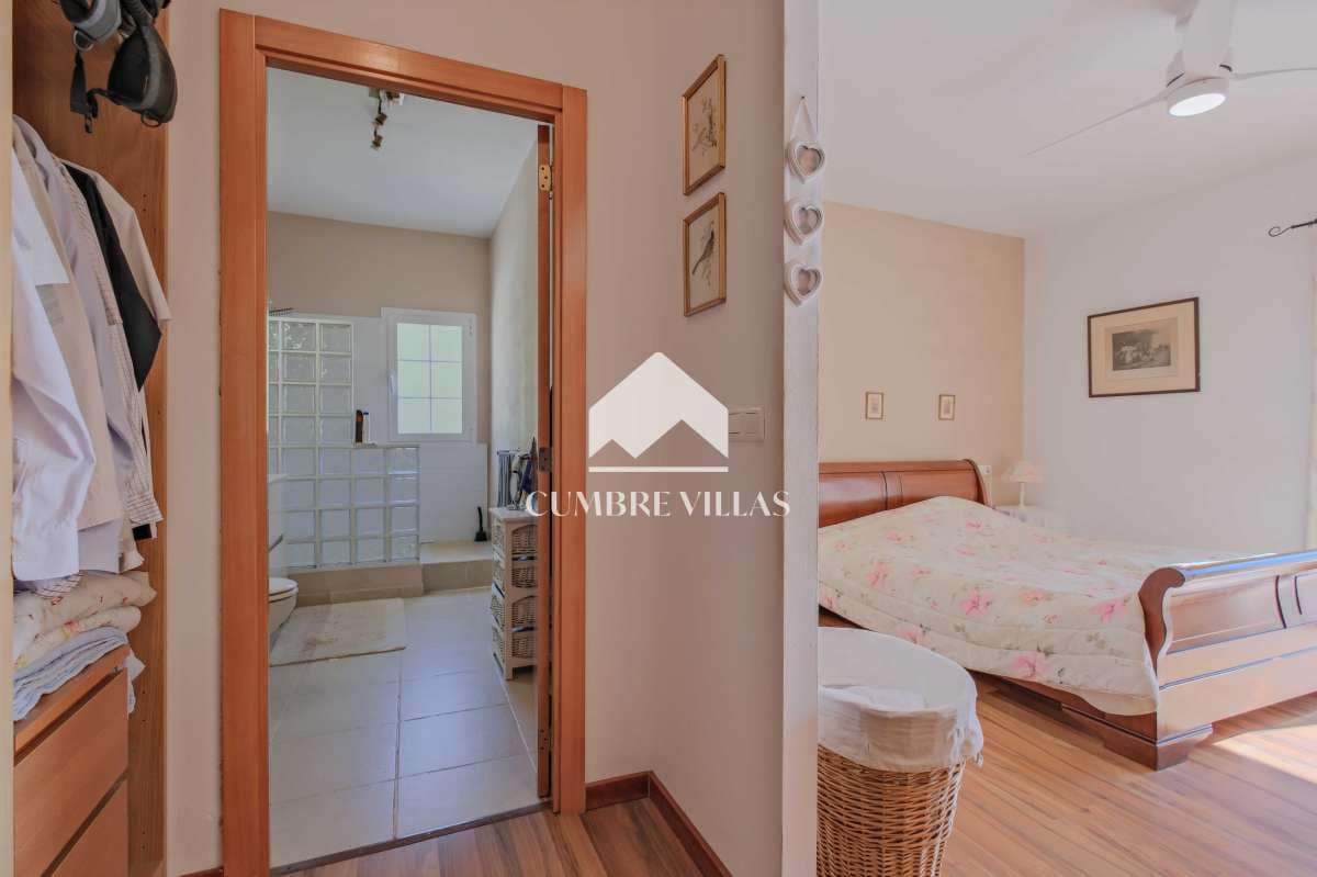 5 slaapkamer Villa te koop in Almunecar met zwembad - € 885.000 (Ref: 9679330)