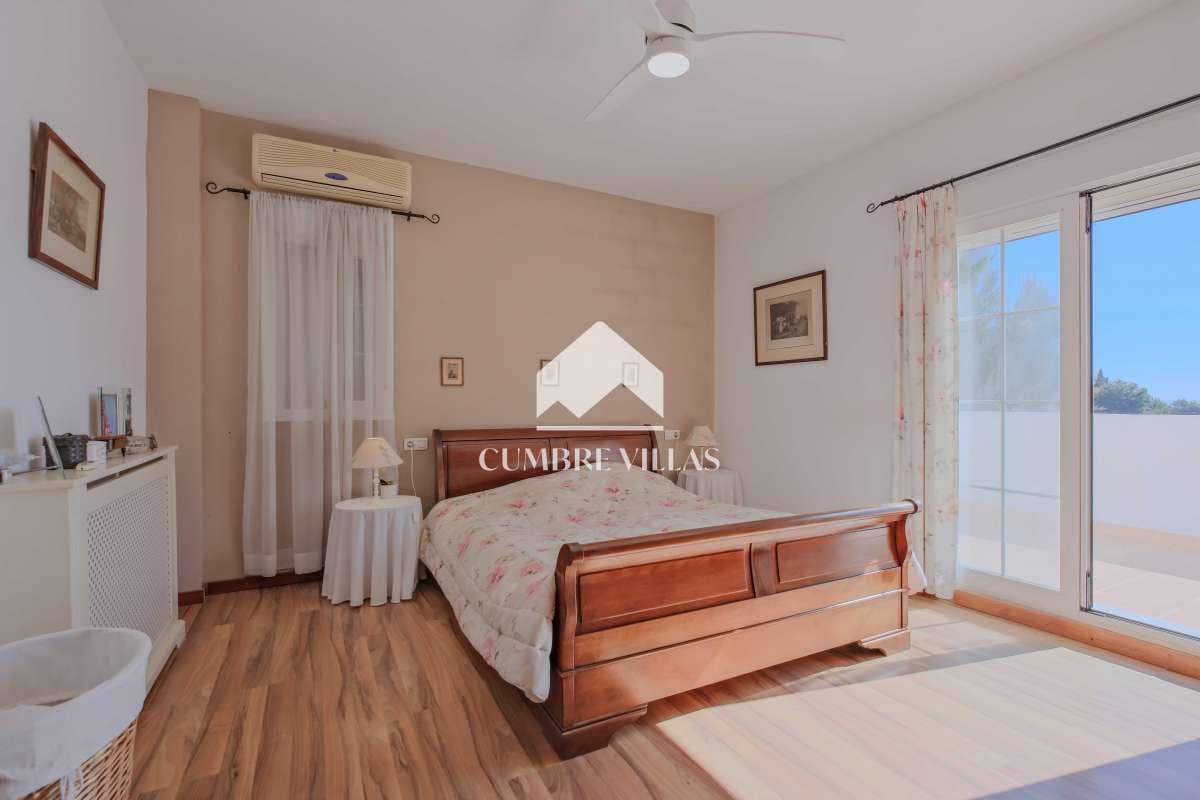 5 slaapkamer Villa te koop in Almunecar met zwembad - € 885.000 (Ref: 9679330)