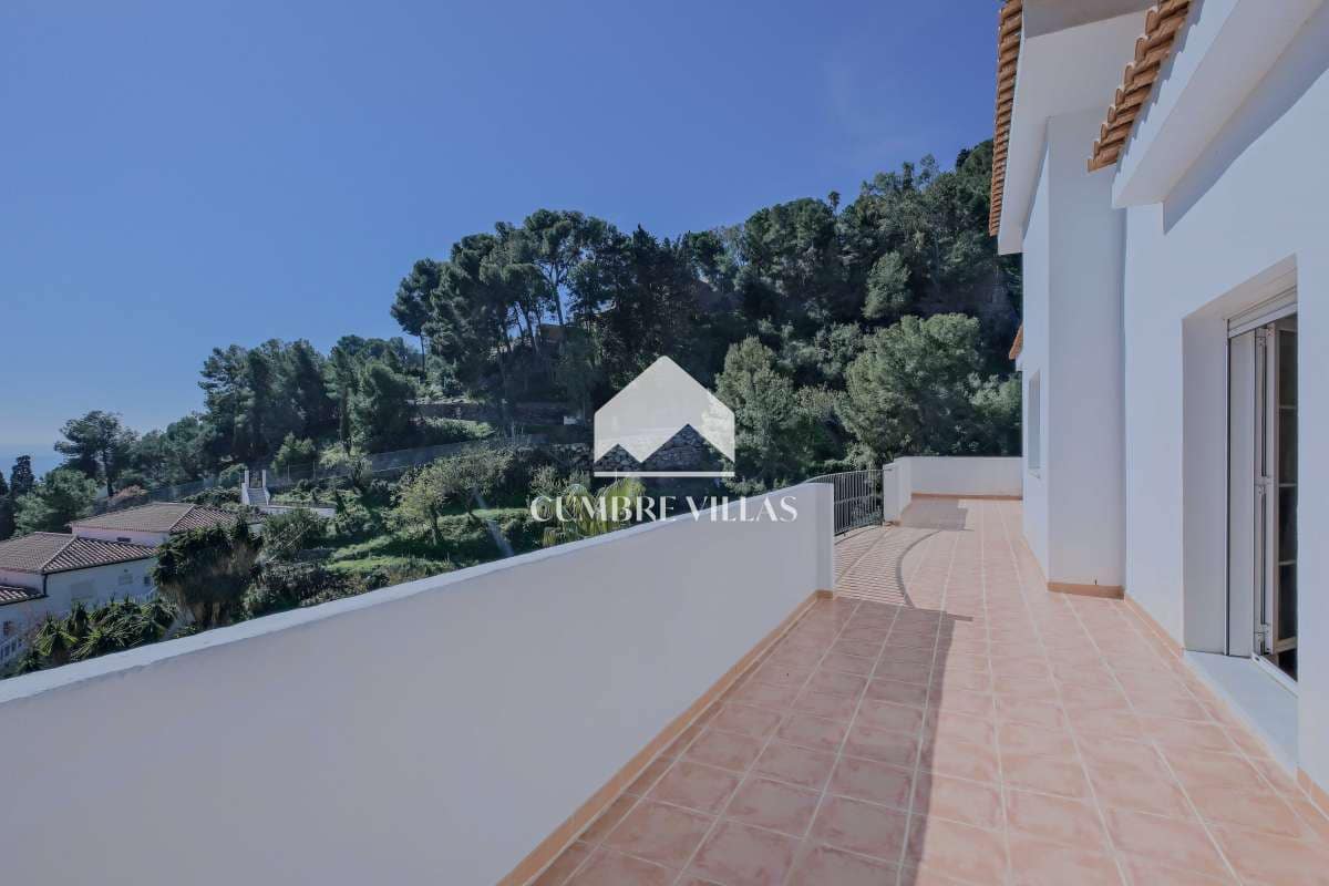 5 slaapkamer Villa te koop in Almunecar met zwembad - € 885.000 (Ref: 9679330)