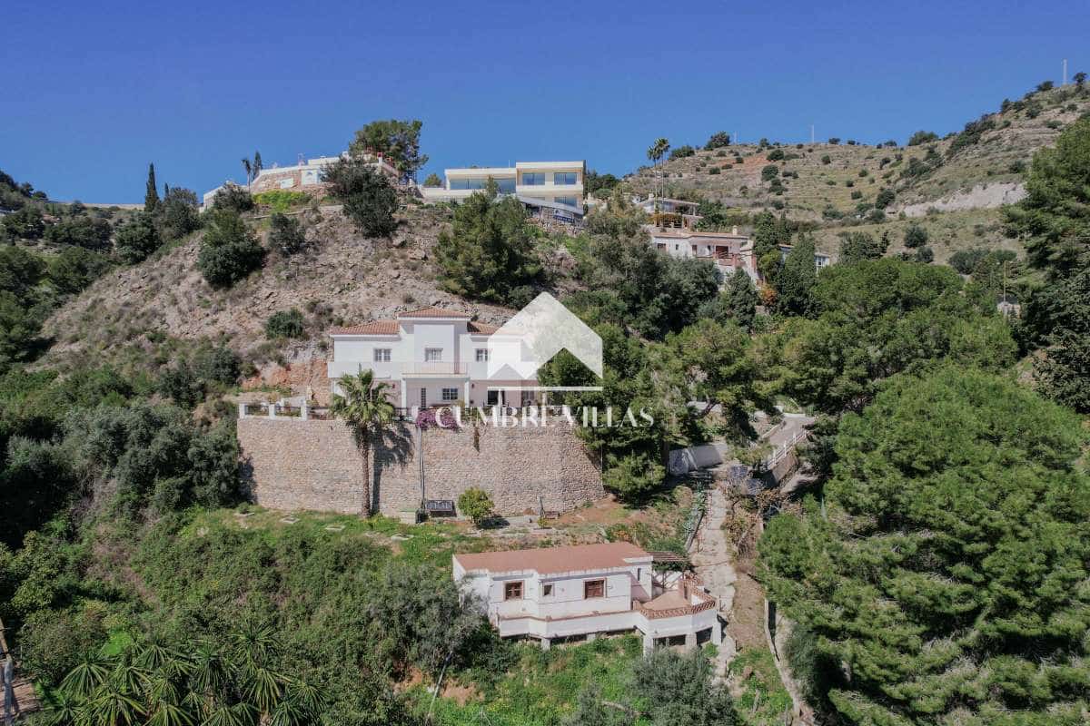 5 slaapkamer Villa te koop in Almunecar met zwembad - € 885.000 (Ref: 9679330)