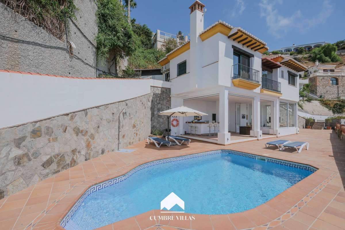 3 Zimmer Villa zu verkaufen in Almunecar mit Pool Garage - 745.000 € (Ref: 9694529)