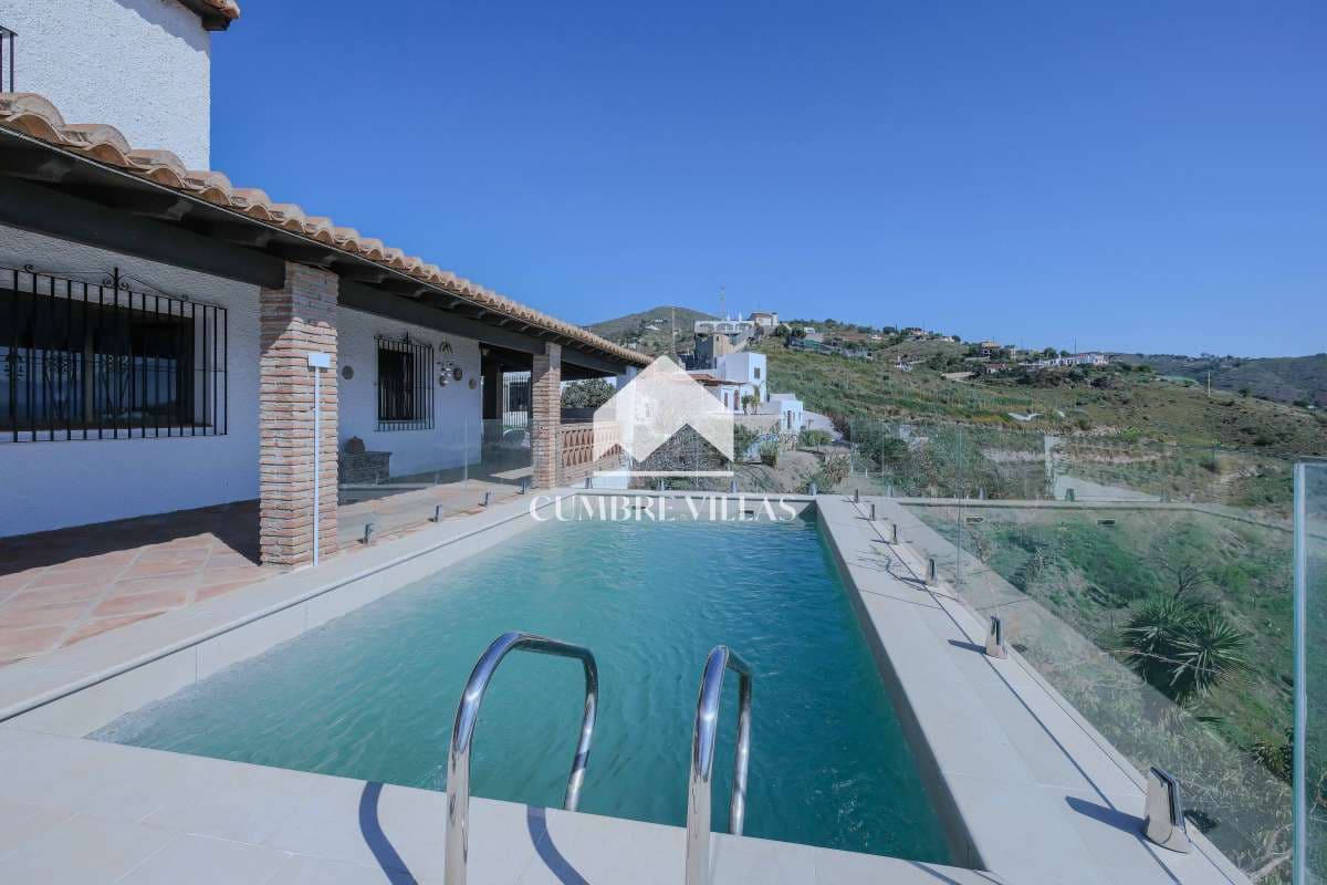 3 camera da letto Finca/Casa di Campagna in vendita in Salobrena con piscina garage - 495.000 € (Rif: 9714297)