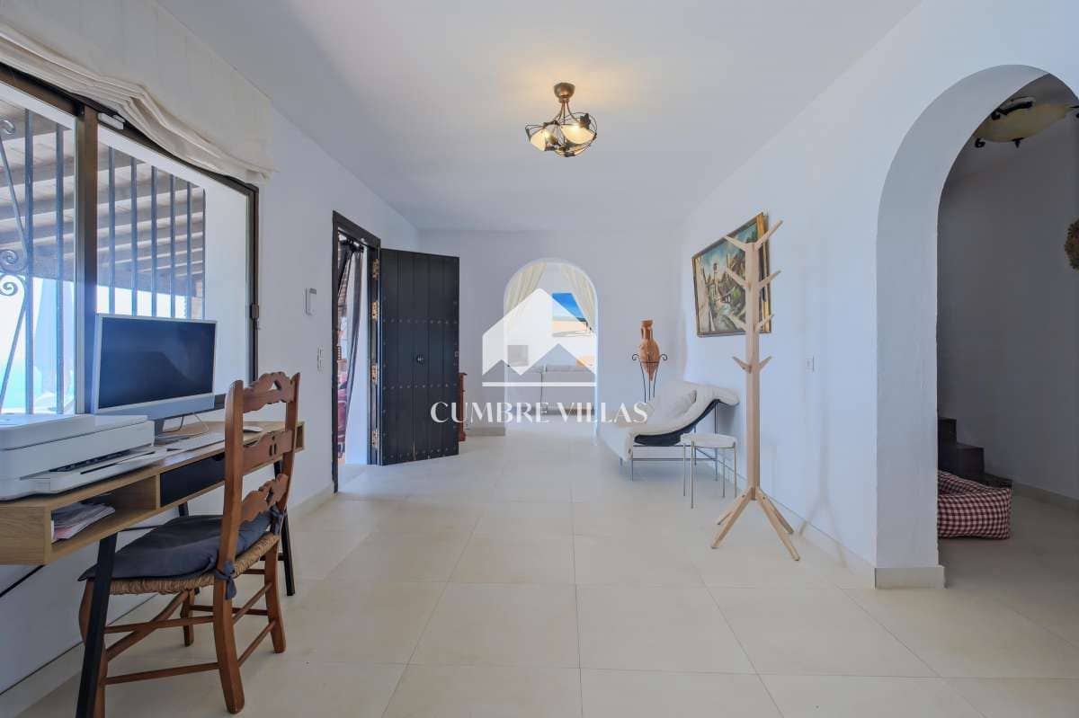 3 camera da letto Finca/Casa di Campagna in vendita in Salobrena con piscina garage - 495.000 € (Rif: 9714297)