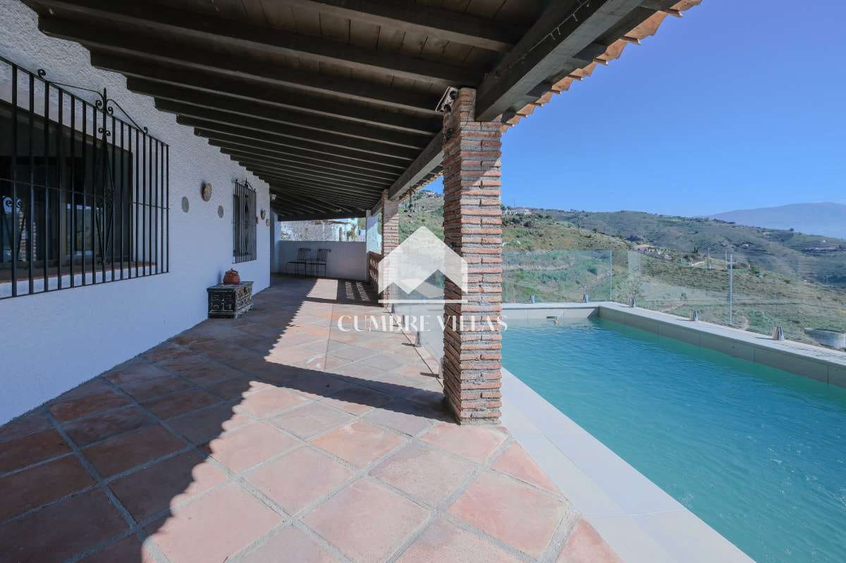 3 camera da letto Finca/Casa di Campagna in vendita in Salobrena con piscina garage - 495.000 € (Rif: 9714297)