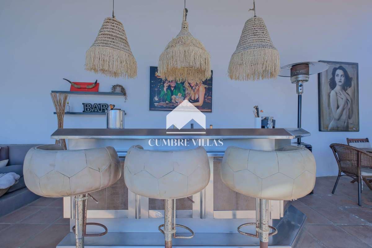 4 soverom Villa til salgs i Salobrena med svømmebasseng - € 1 150 000 (Ref: 9761545)