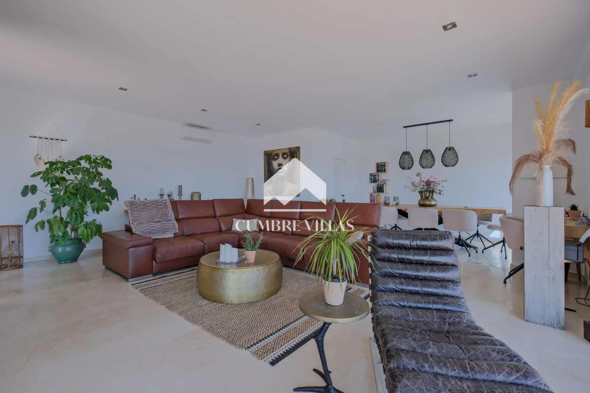 4 soverom Villa til salgs i Salobrena med svømmebasseng - € 1 150 000 (Ref: 9761545)