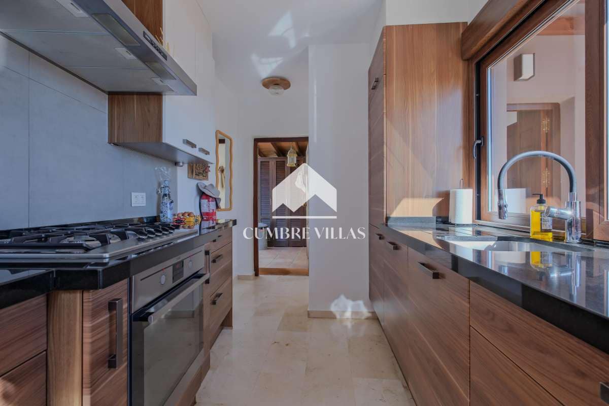 4 soverom Villa til salgs i Salobrena med svømmebasseng - € 1 150 000 (Ref: 9761545)