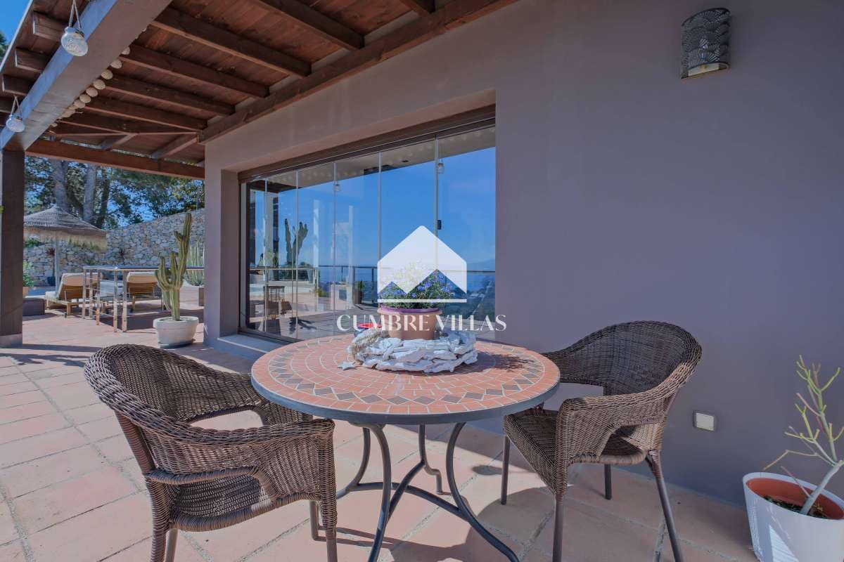 4 soverom Villa til salgs i Salobrena med svømmebasseng - € 1 150 000 (Ref: 9761545)