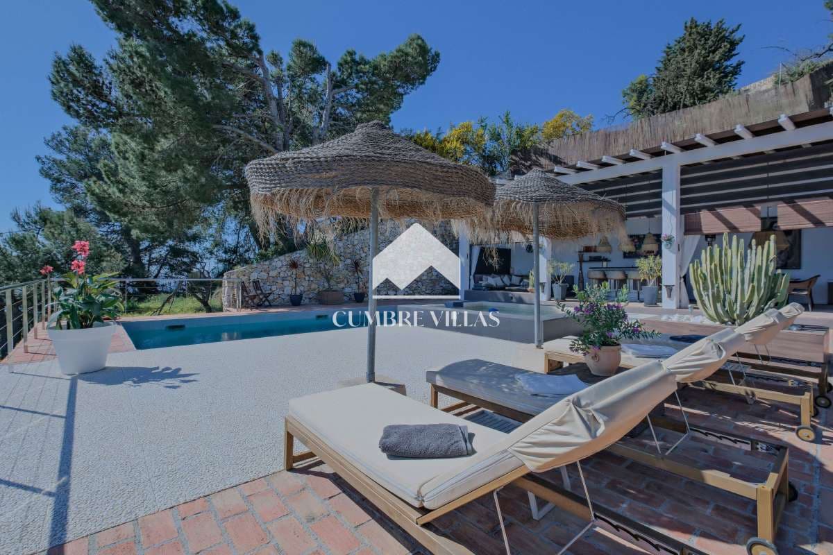 4 soverom Villa til salgs i Salobrena med svømmebasseng - € 1 150 000 (Ref: 9761545)