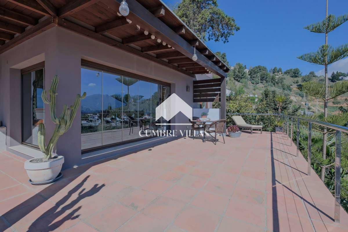 4 soverom Villa til salgs i Salobrena med svømmebasseng - € 1 150 000 (Ref: 9761545)